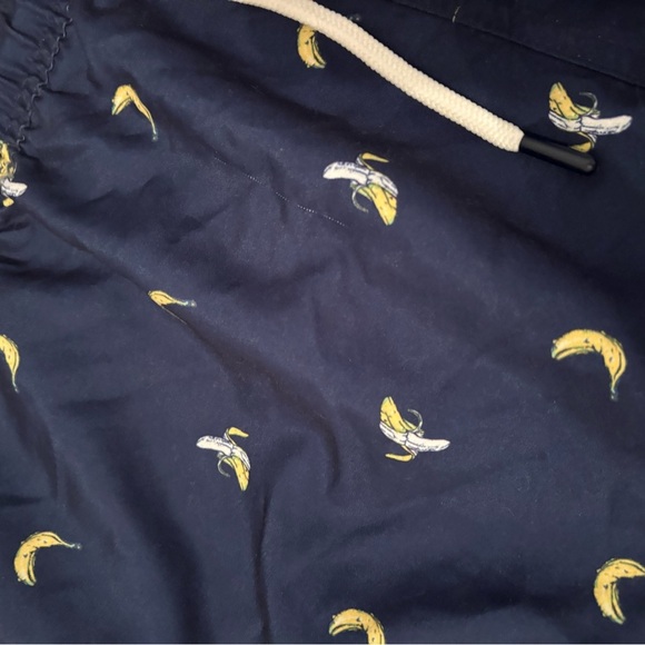 Crown & Ivy swim trunks XXL NWT - Picture 2 of 3